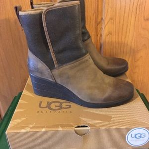 UGG WATERPROOF BOOTS